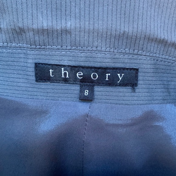 THEORY pinstripe 3 button fitted blazer - Picture 2 of 8